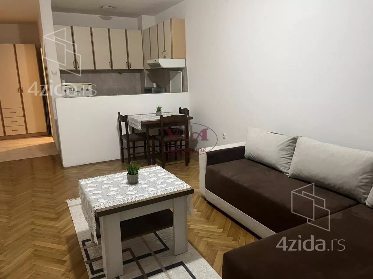 Garsonjera | 4zida