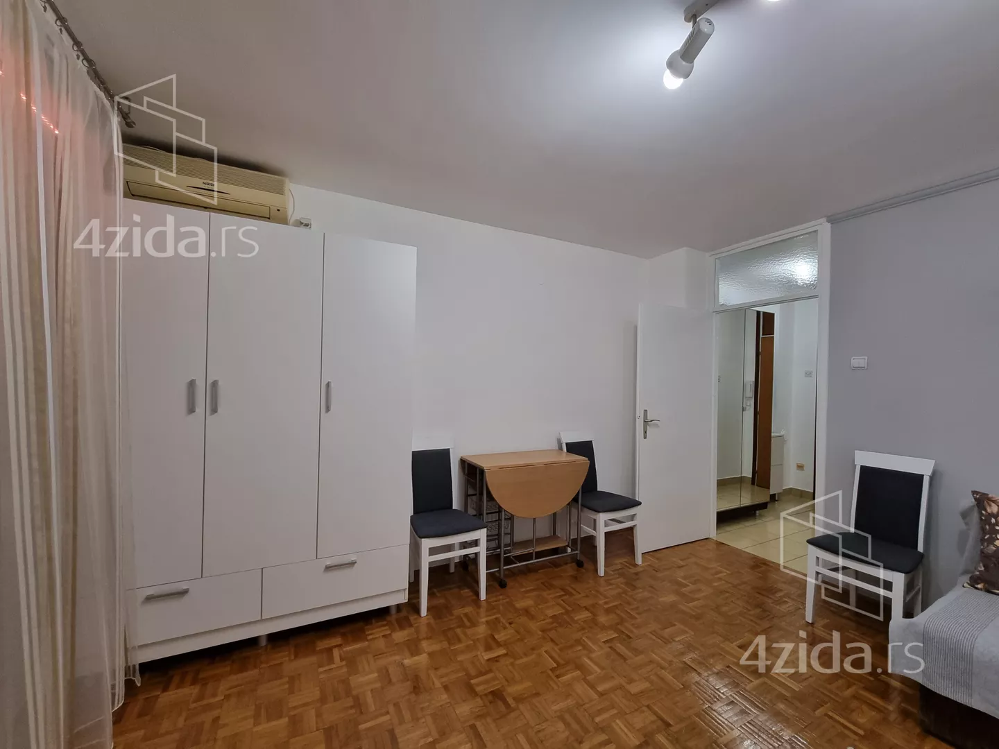 Garsonjera | 4zida