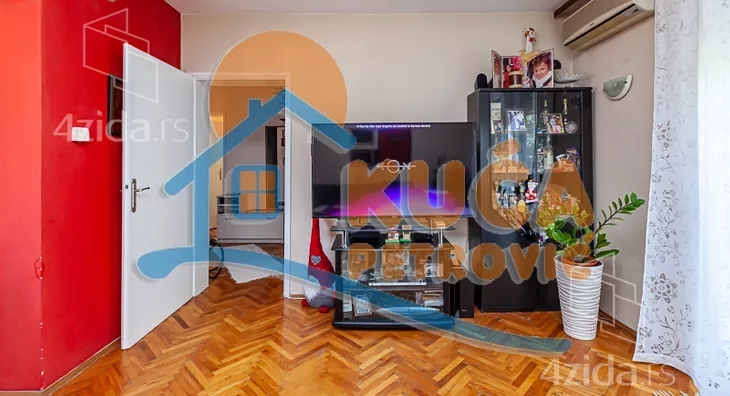 3-etažna kuća | 4zida