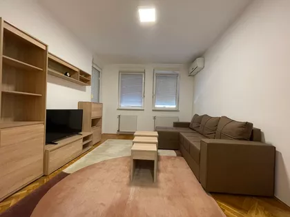 Gundulićeva | 4zida.rs