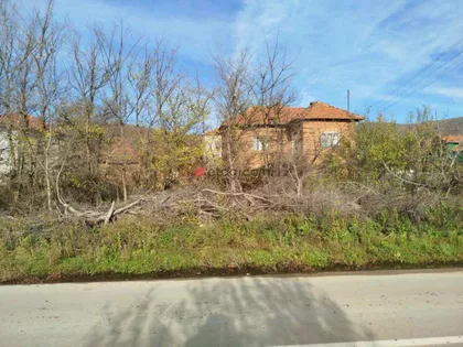 Okolne lokacije | 4zida.rs