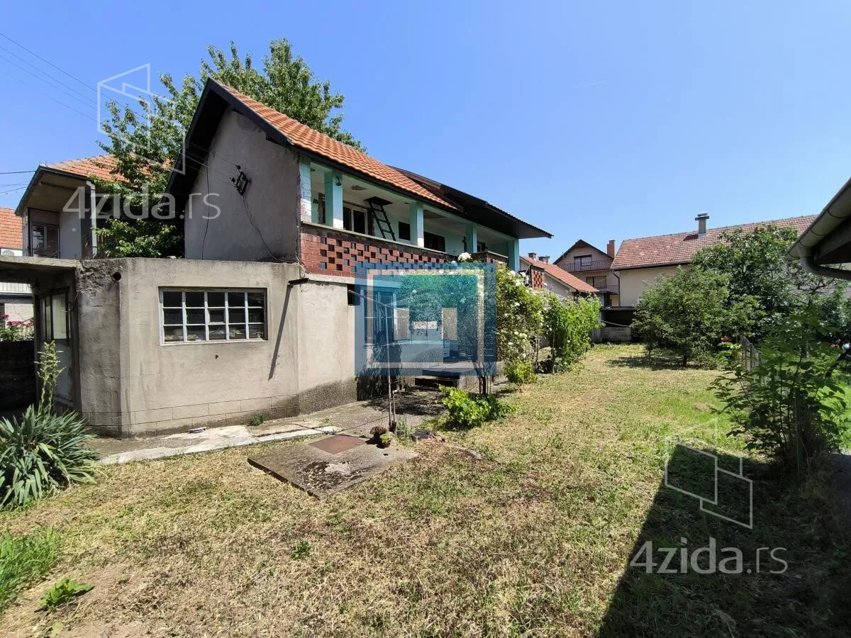 Kuća | 4zida