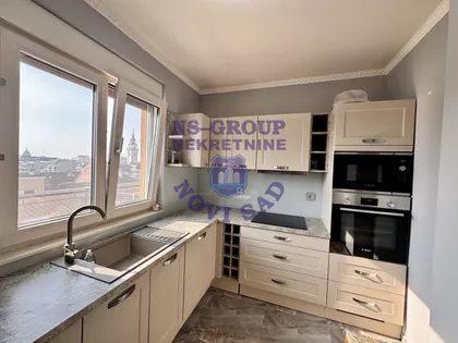 Zmaj Jovina | 4zida.rs