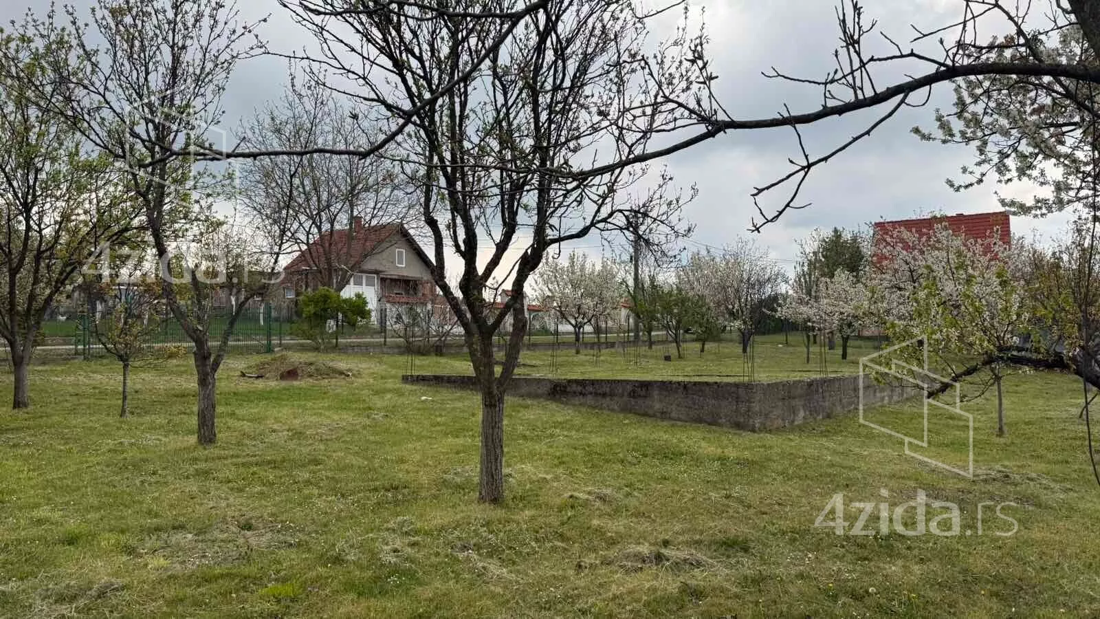 Građevinsko zemljište | 4zida