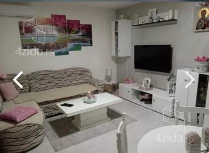 Trg Đačkog Bataljona 15B | 4zida.rs