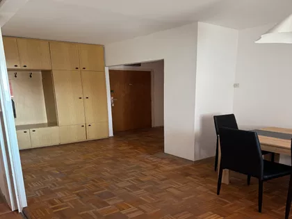 Trgovačka | 4zida.rs