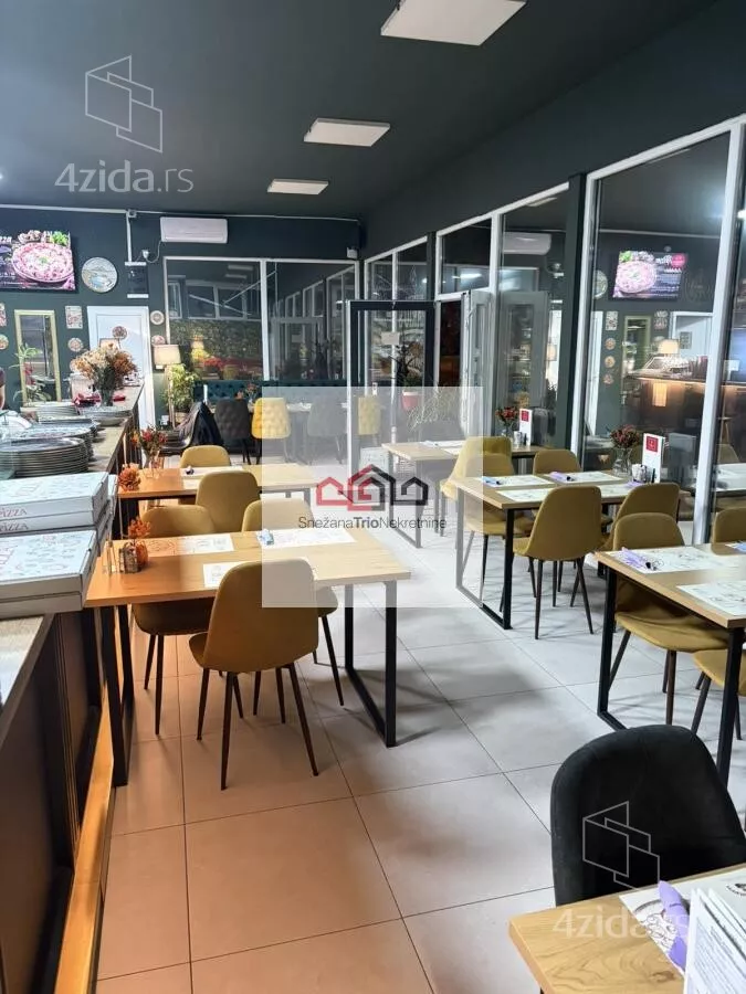 Lokal | 4zida