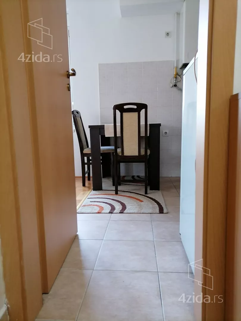 Garsonjera | 4zida