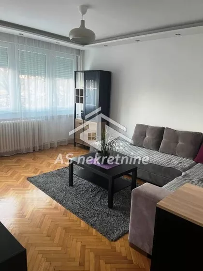 Učiteljsko Naselje | 4zida.rs