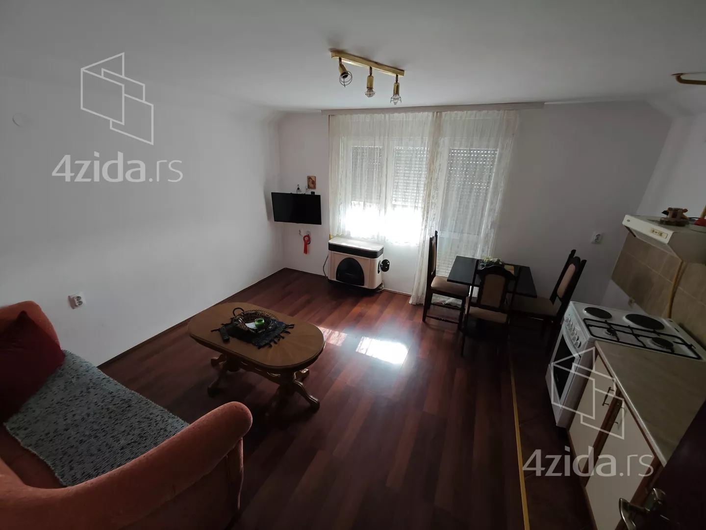 3-etažna kuća | 4zida