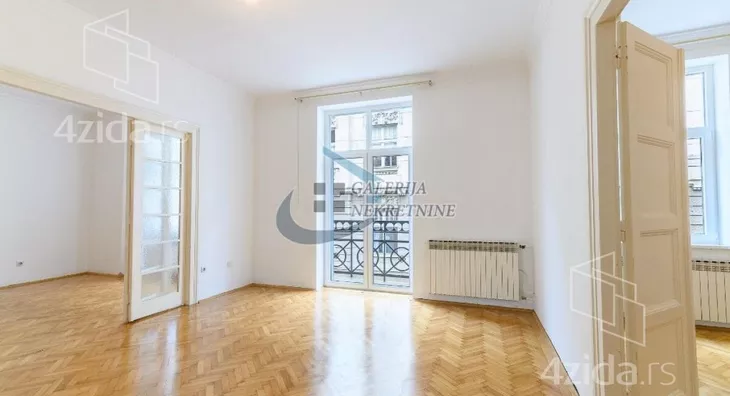 Četvoroiposoban stan | 4zida