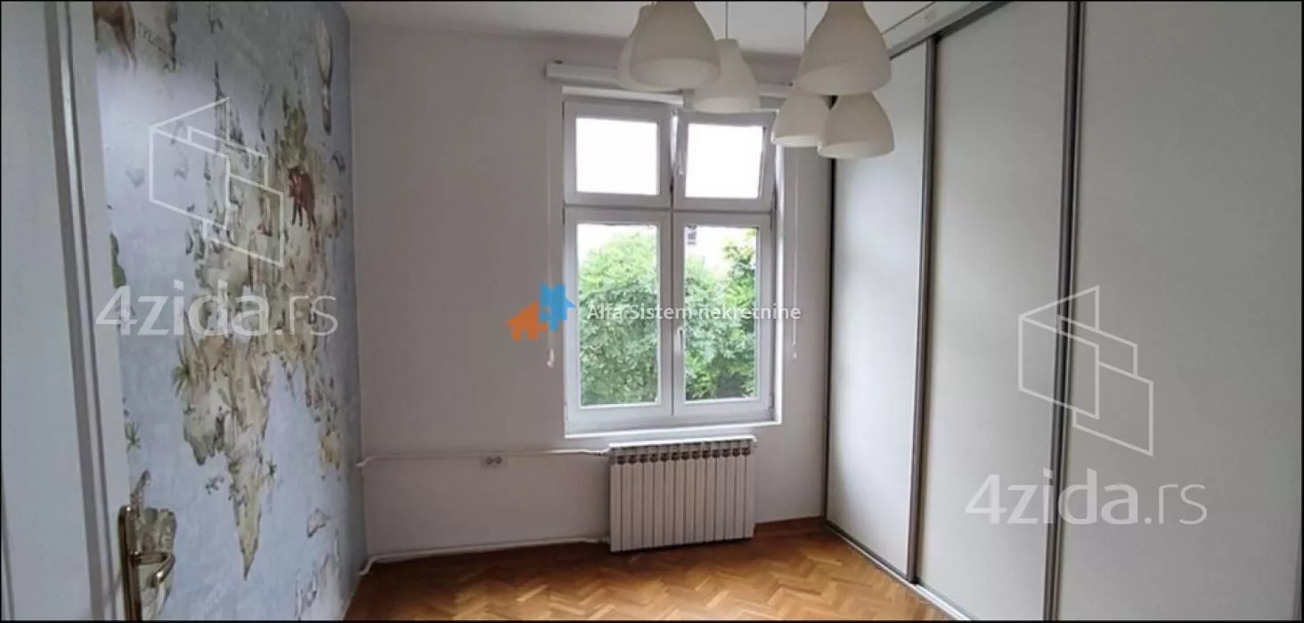 Petosoban stan | 4zida