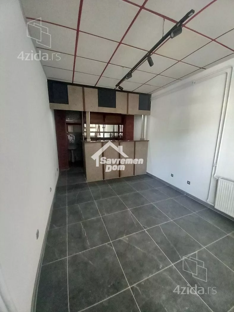 Poslovni prostor | 4zida