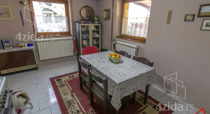 Kuća | 4zida