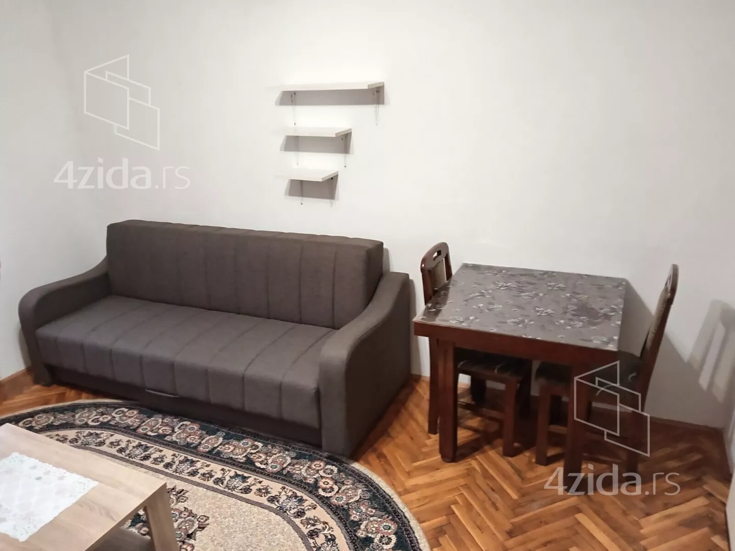 Garsonjera | 4zida