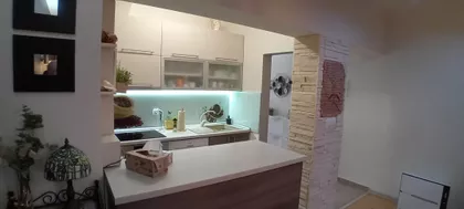 Bele Bartoka 60A | 4zida.rs