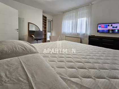 Todora od Stalaća | 4zida.rs
