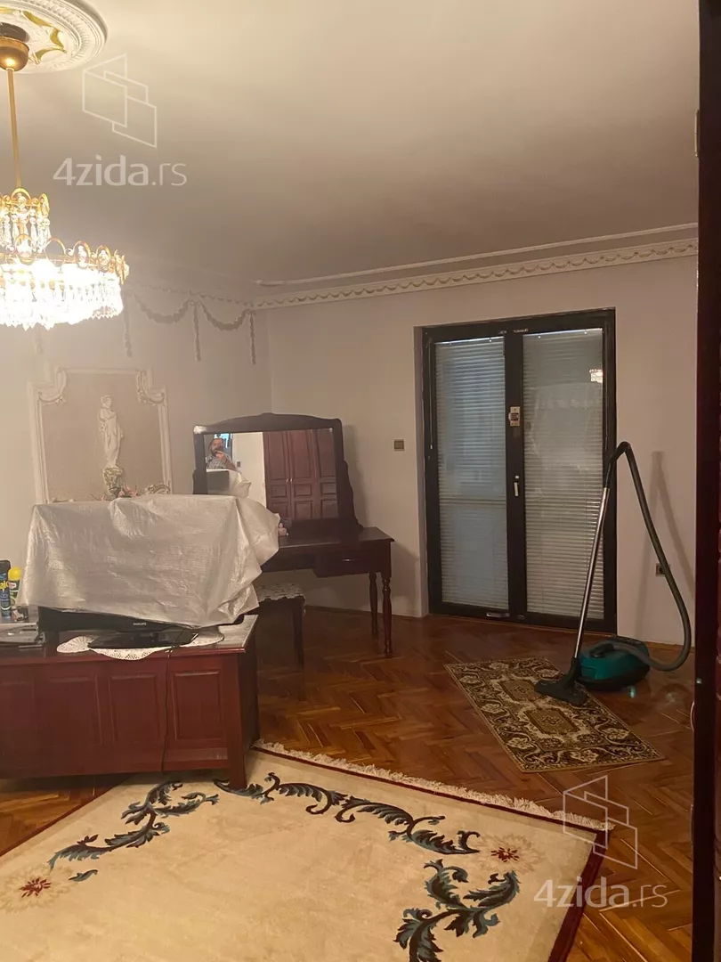 3-etažna kuća | 4zida