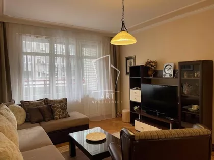 Dobropoljska | 4zida.rs