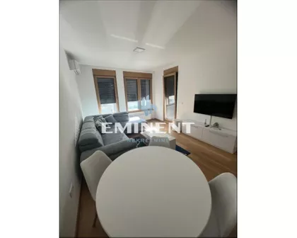 Tadije Sondermajera | 4zida.rs