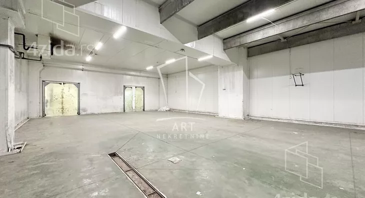 Poslovni prostor | 4zida