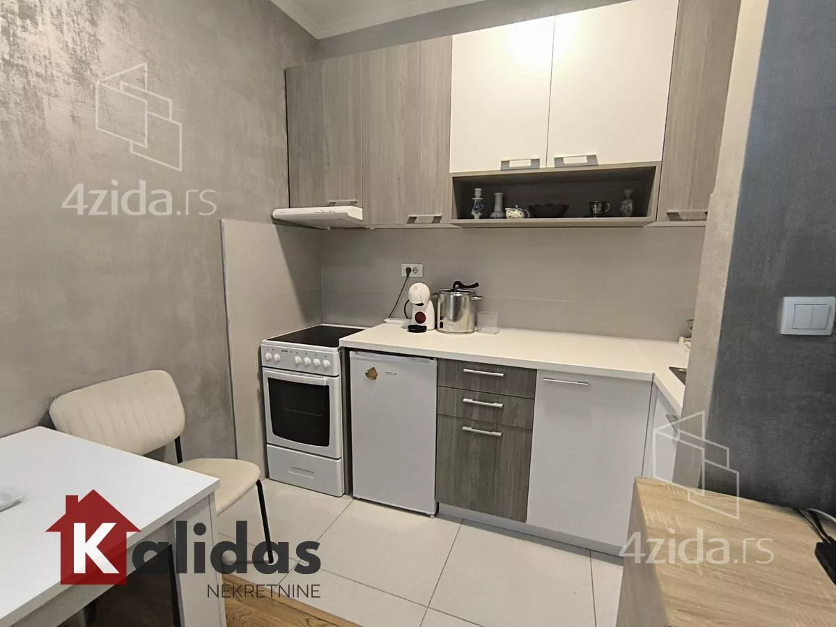 Garsonjera | 4zida