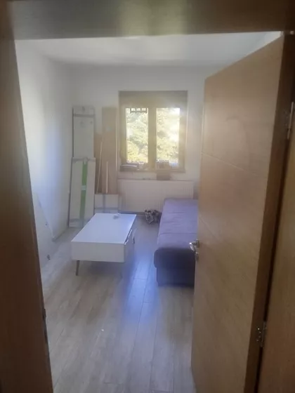 Cara Lazara | 4zida.rs