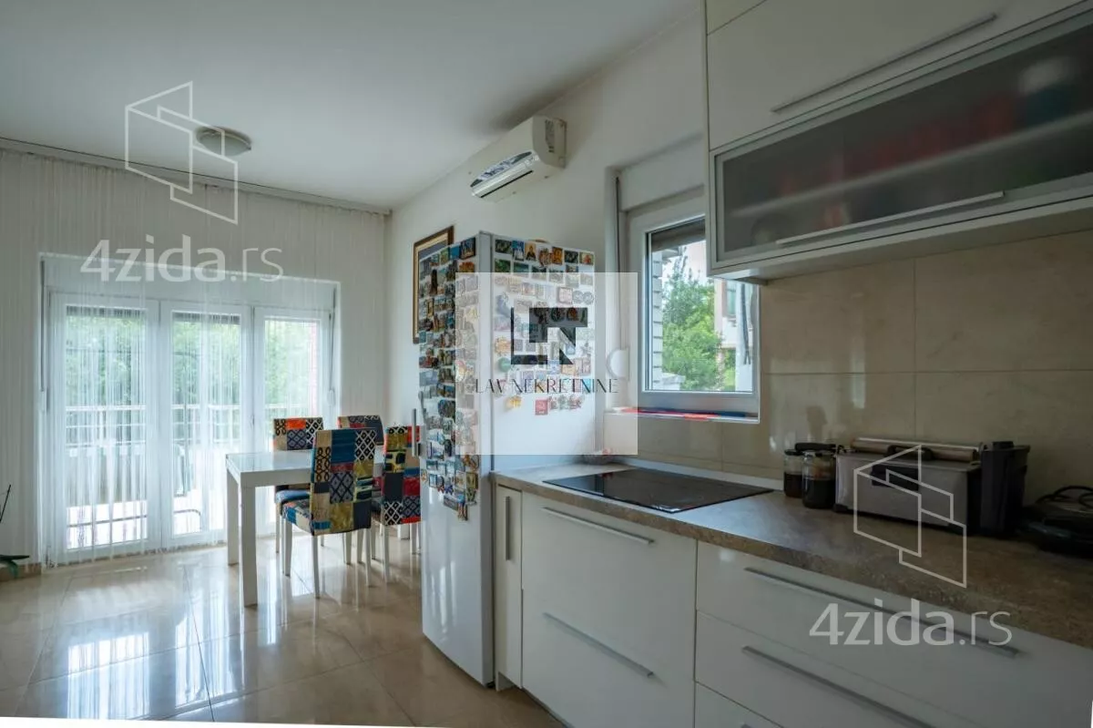 Kuća | 4zida