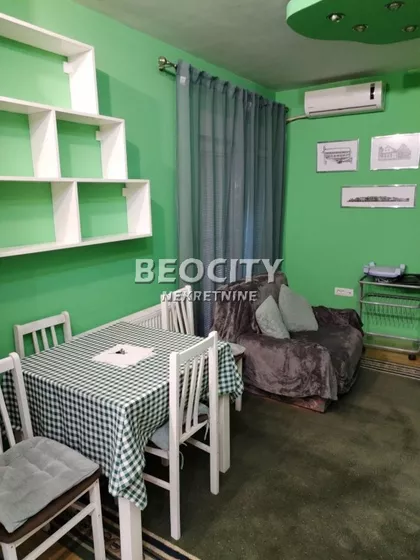 Petefi Šandora *sa troškovima* | 4zida.rs