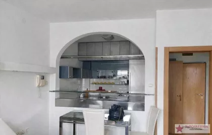 Gospodara Vučića | 4zida.rs