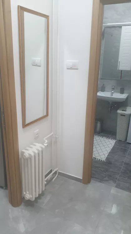 Hadži-Đerina | 4zida.rs