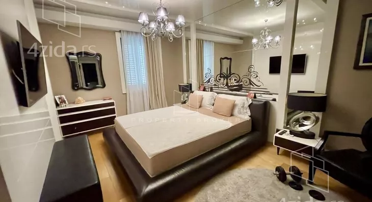 Petoiposoban stan | 4zida