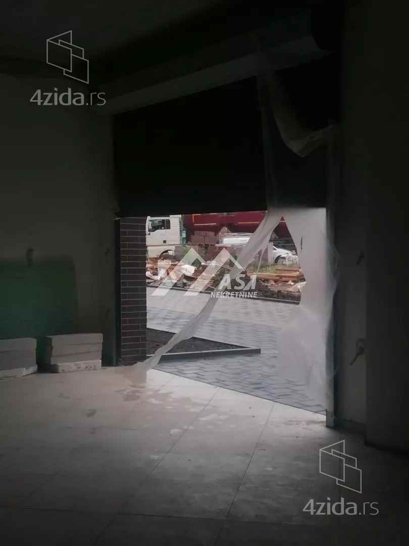 Poslovni prostor | 4zida