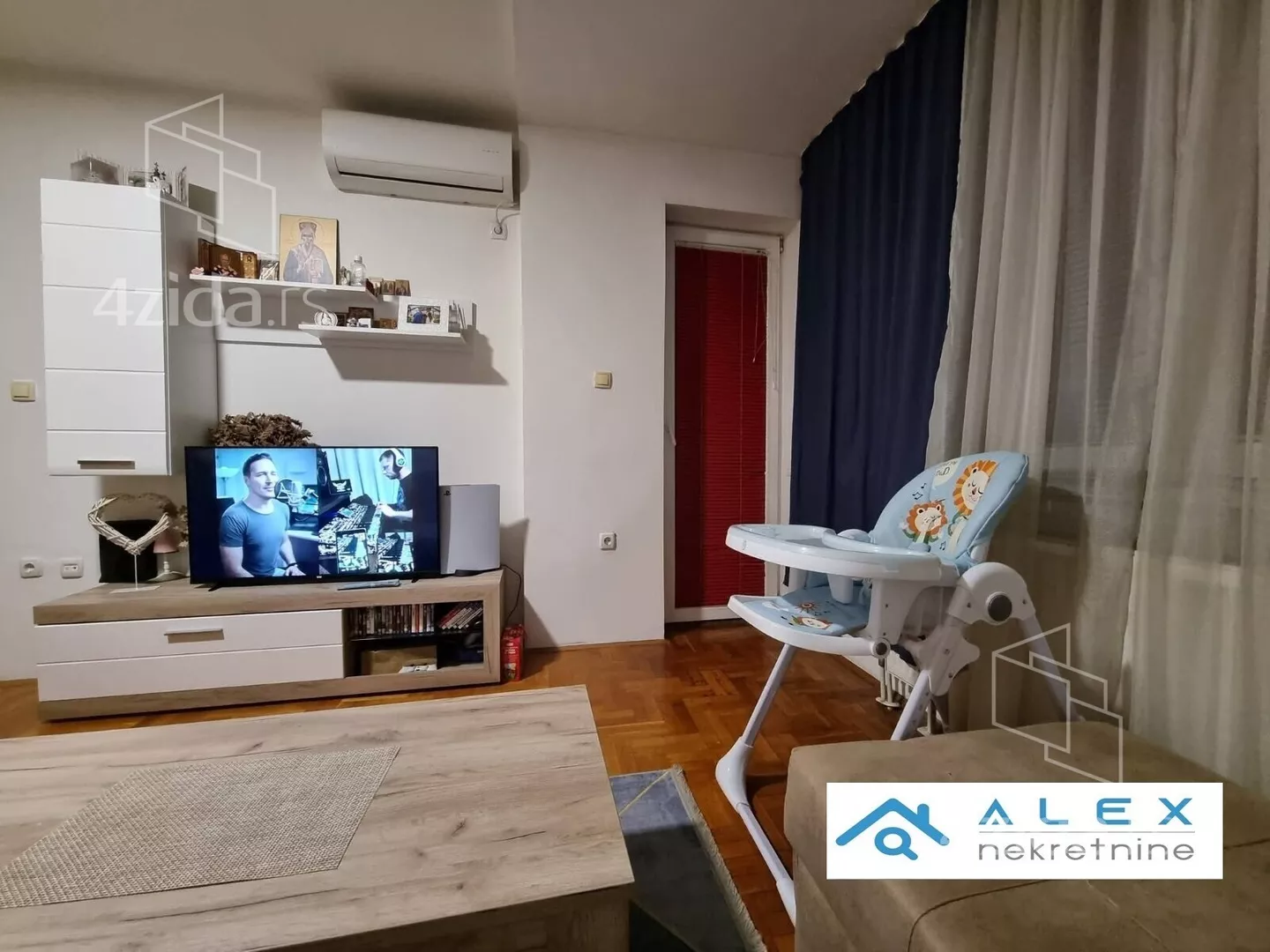 Jednoiposoban stan | 4zida