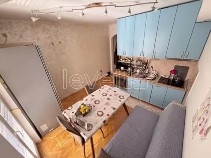 Cara Dušana | 4zida.rs