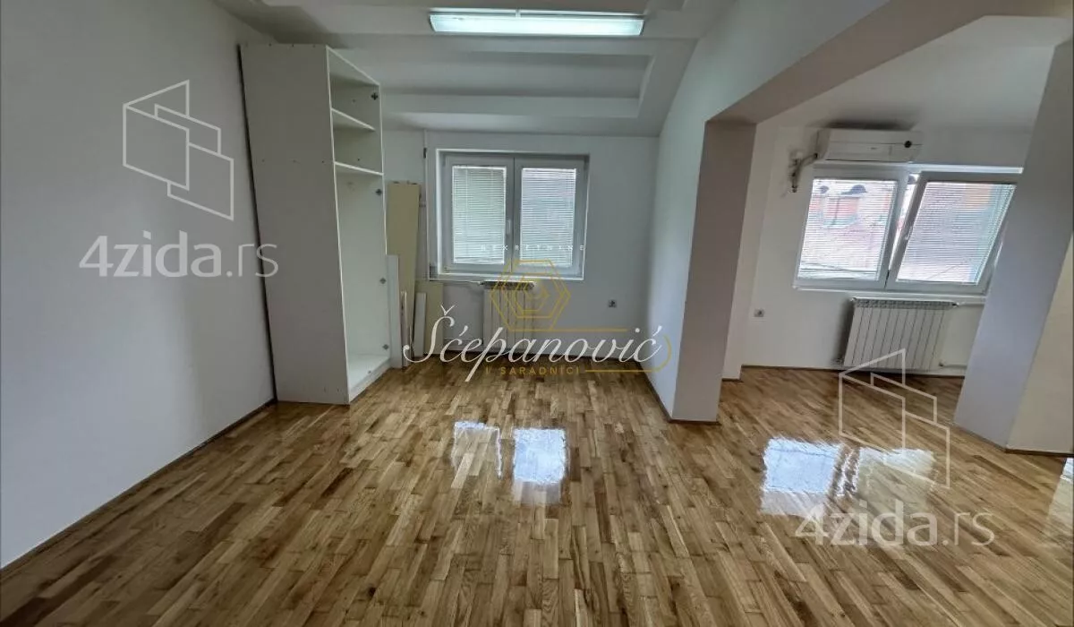 Kancelarija | 4zida