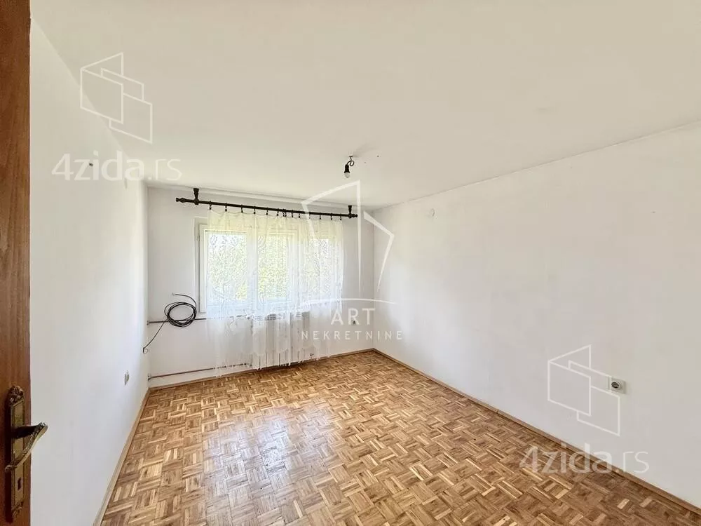 4-etažna kuća | 4zida
