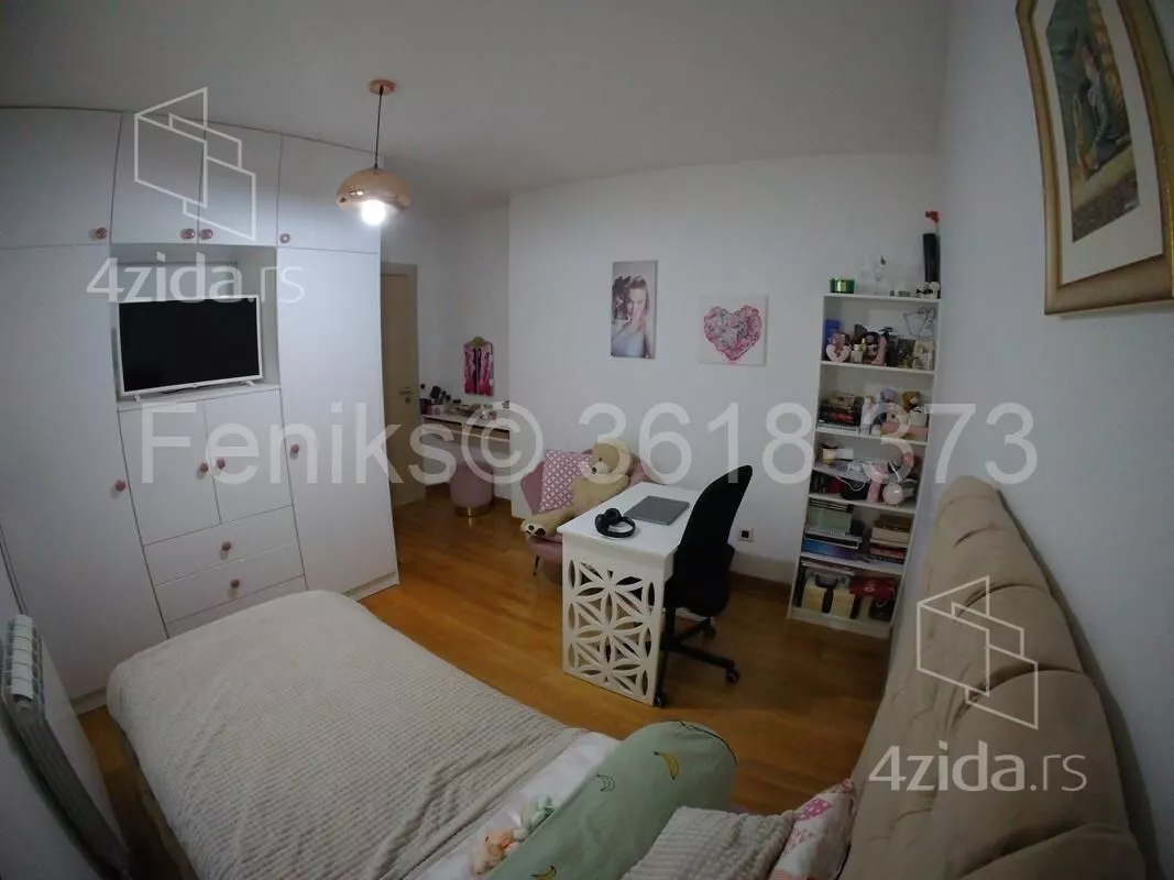 Četvoroiposoban stan | 4zida