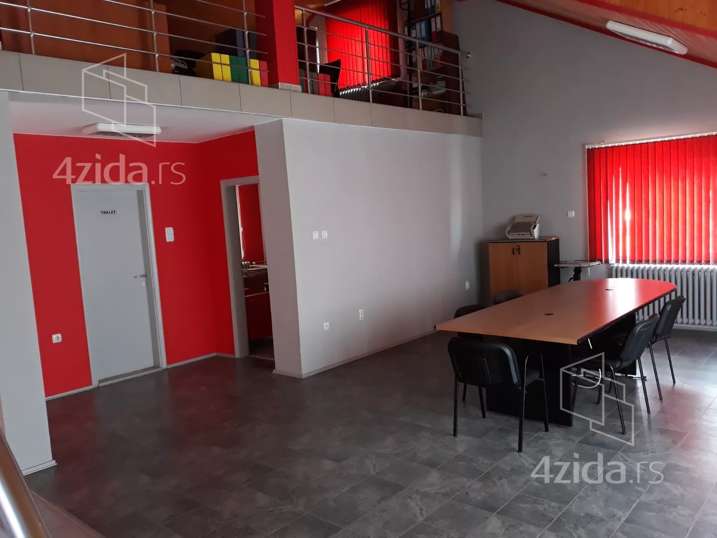 Poslovna zgrada | 4zida