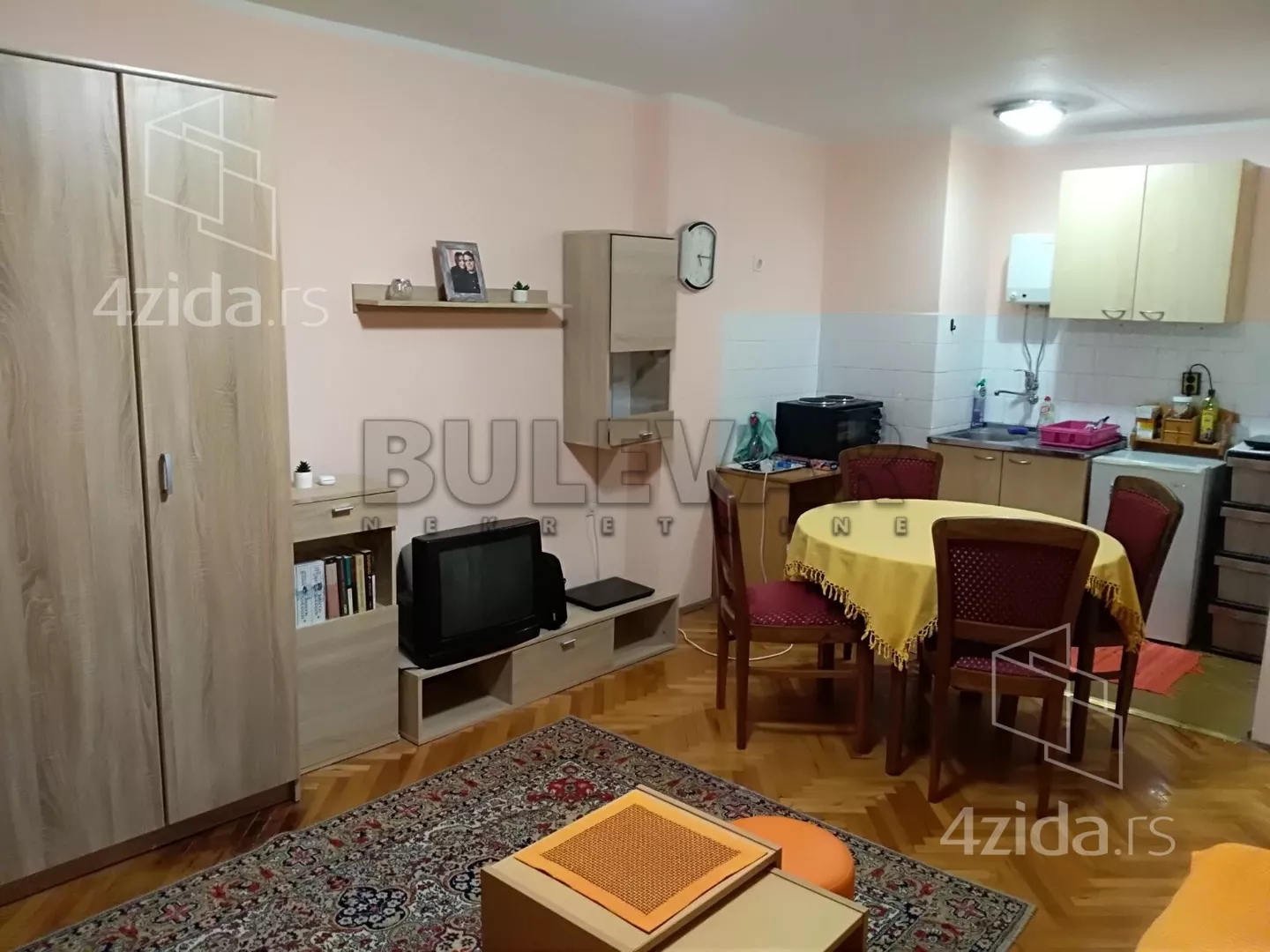 Garsonjera | 4zida