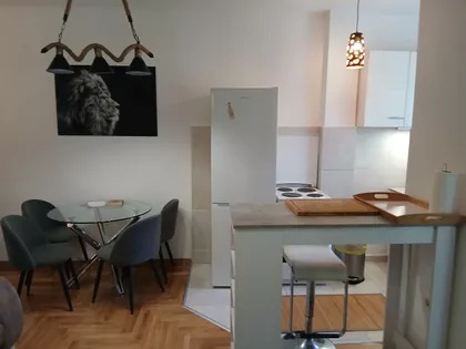 Univerzijade 36B | 4zida.rs