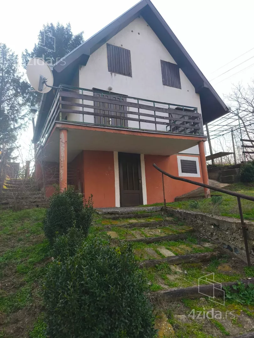 3-etažna kuća | 4zida