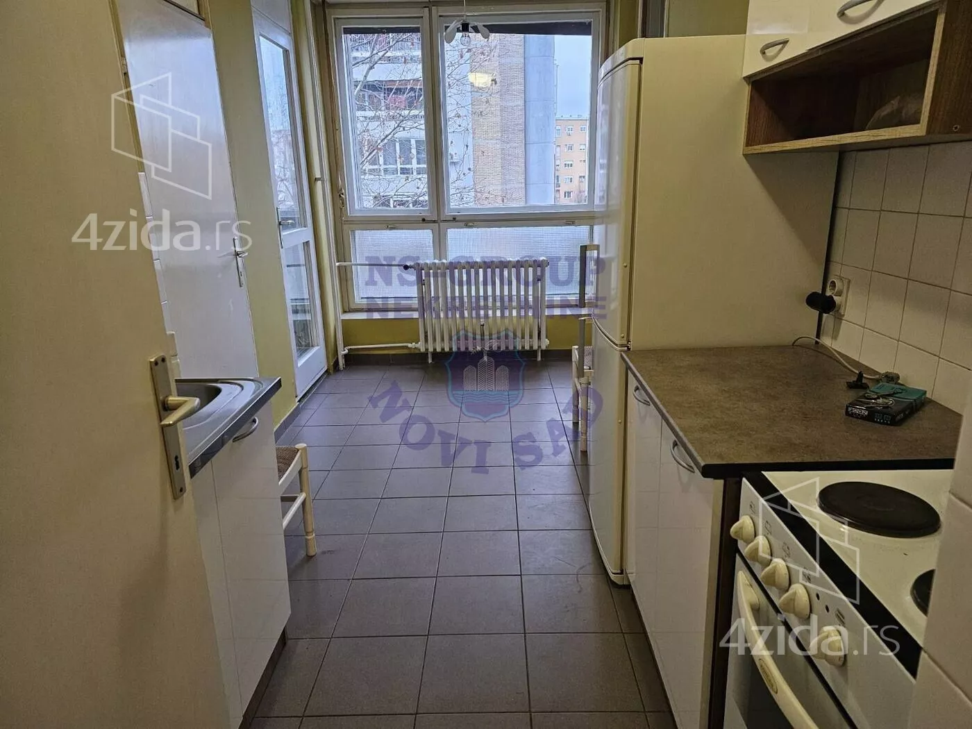 Troiposoban stan | 4zida