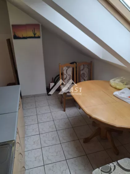 Šumadijska | 4zida.rs