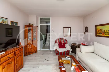 Božidarčeva | 4zida.rs