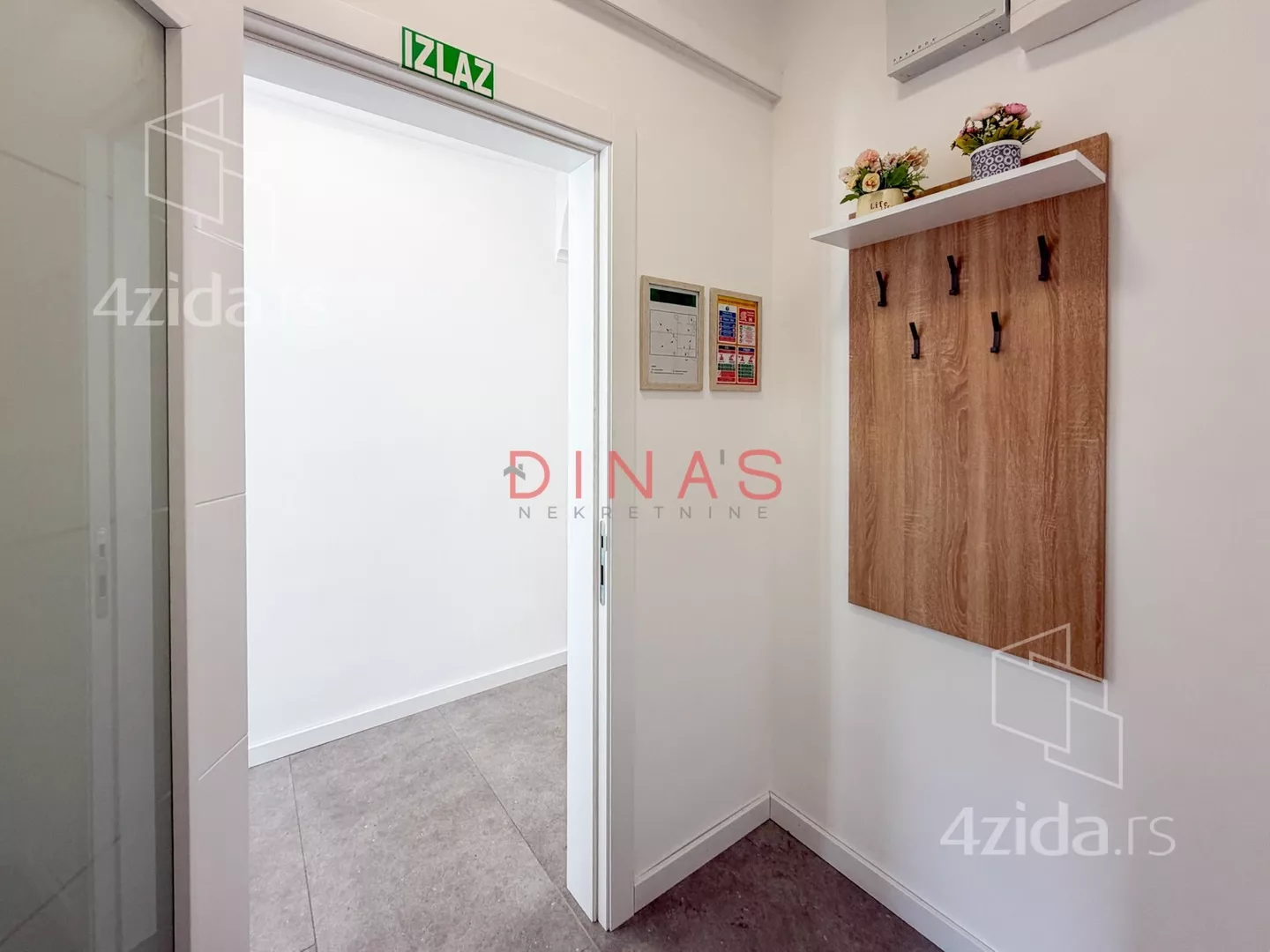 Poslovni prostor | 4zida