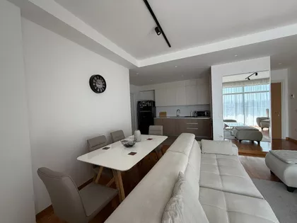 Bulevar Vudroa Vilsona bb | 4zida.rs