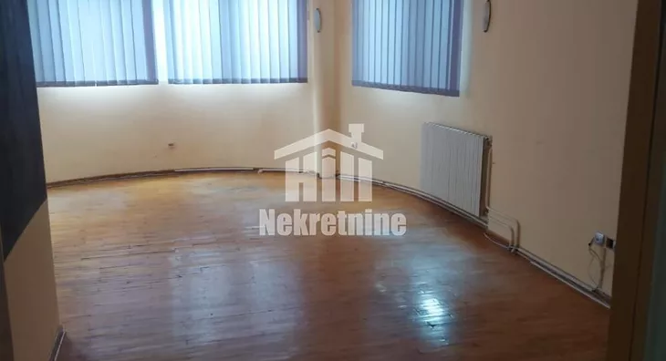 5-etažna kuća | 4zida