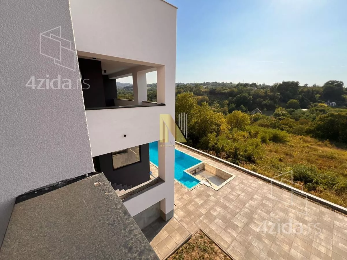 Kuća | 4zida