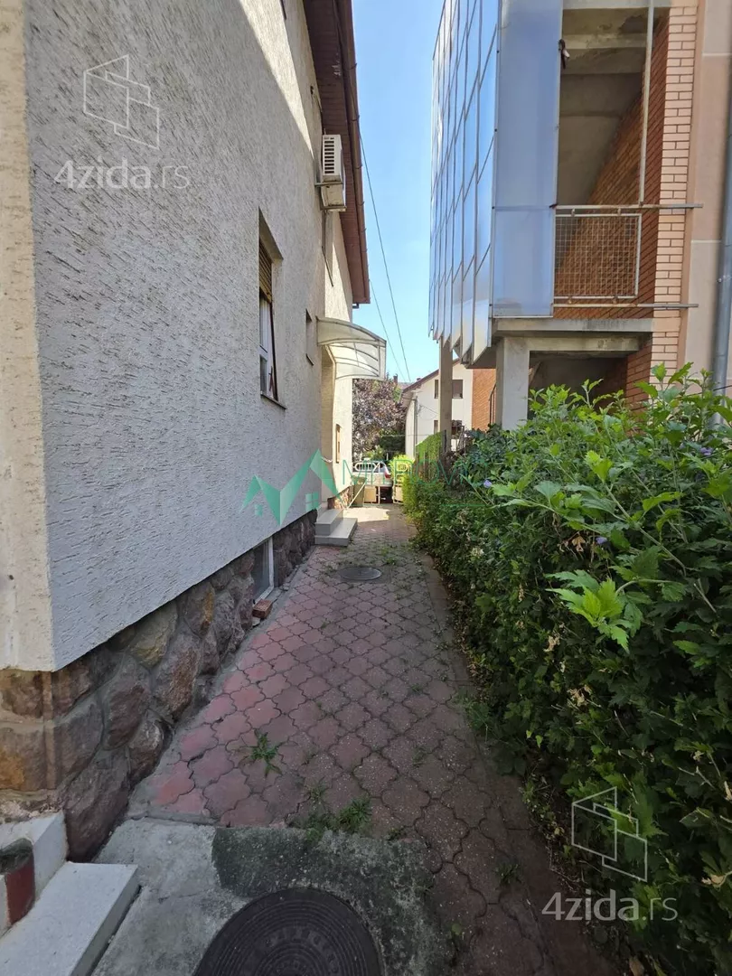 Kuća | 4zida